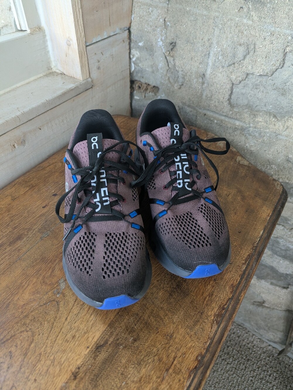 On Cloud Cloudsurfer Black/Cobalt Athletic Shoes - Lightweight Performance